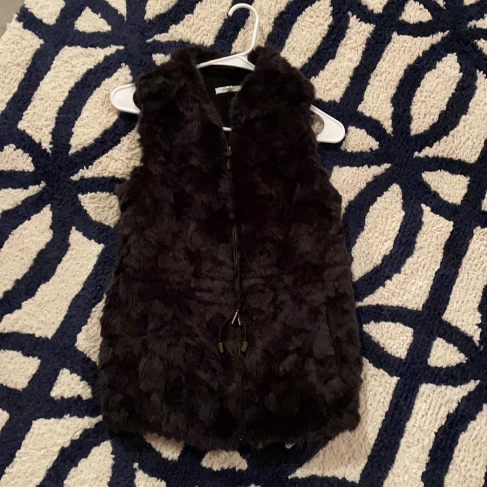 Black fur vest!